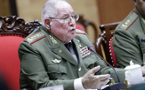 EE.UU. sanciona a cinco entidades y ocho funcionarios militares de Cuba
