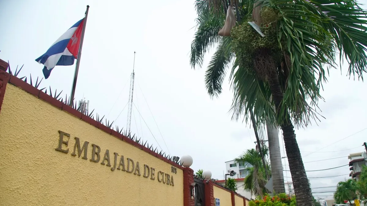 República Dominicana ordena salida de nueve diplomáticos cubanos en 7 días