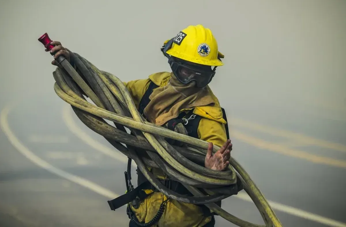 Incendio en base militar de Wainwright deja víctimas mortales y heridos