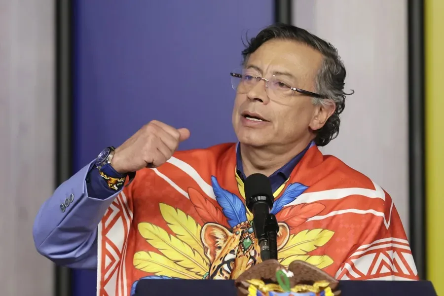 Petro denuncia presunto fraude electoral en elección de su sucesor en Colombia