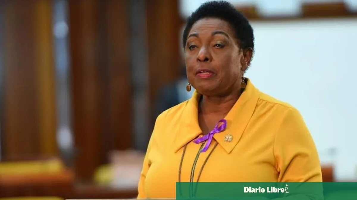 Jamaica presenta petición histórica a Carlos III por reparaciones por esclavitud