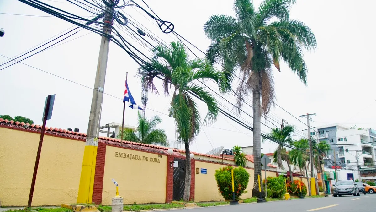 República Dominicana pide salida de nueve diplomáticos cubanos tras casi 30 años de cooperación
