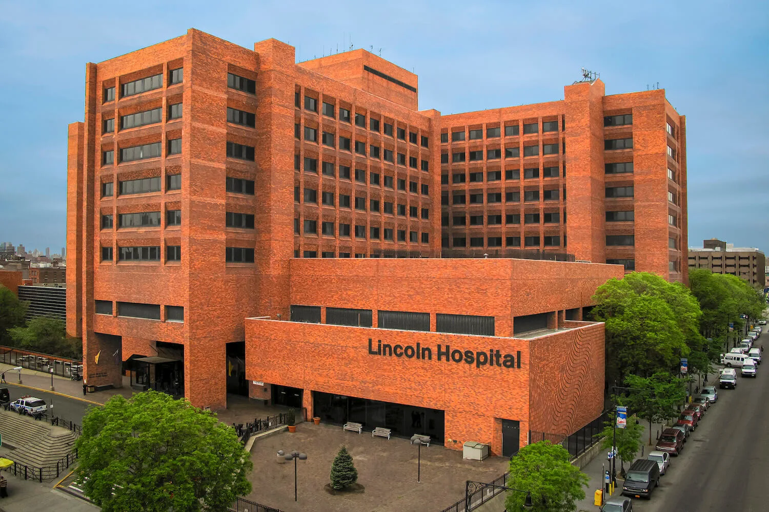 Hospital Lincoln del Bronx recibe certificación por atención materna inclusiva con doulas