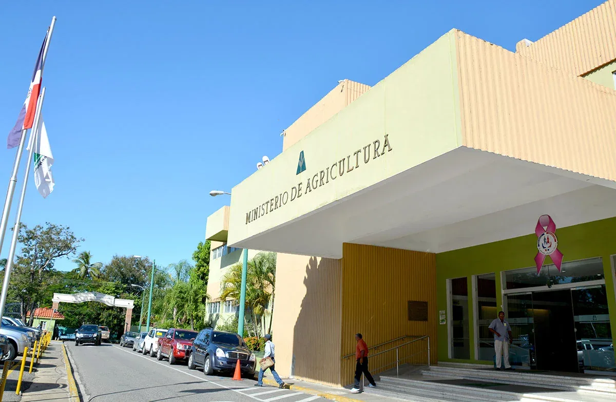 Ministerio de Agricultura impulsa formación de 315 técnicos para transformar el sector