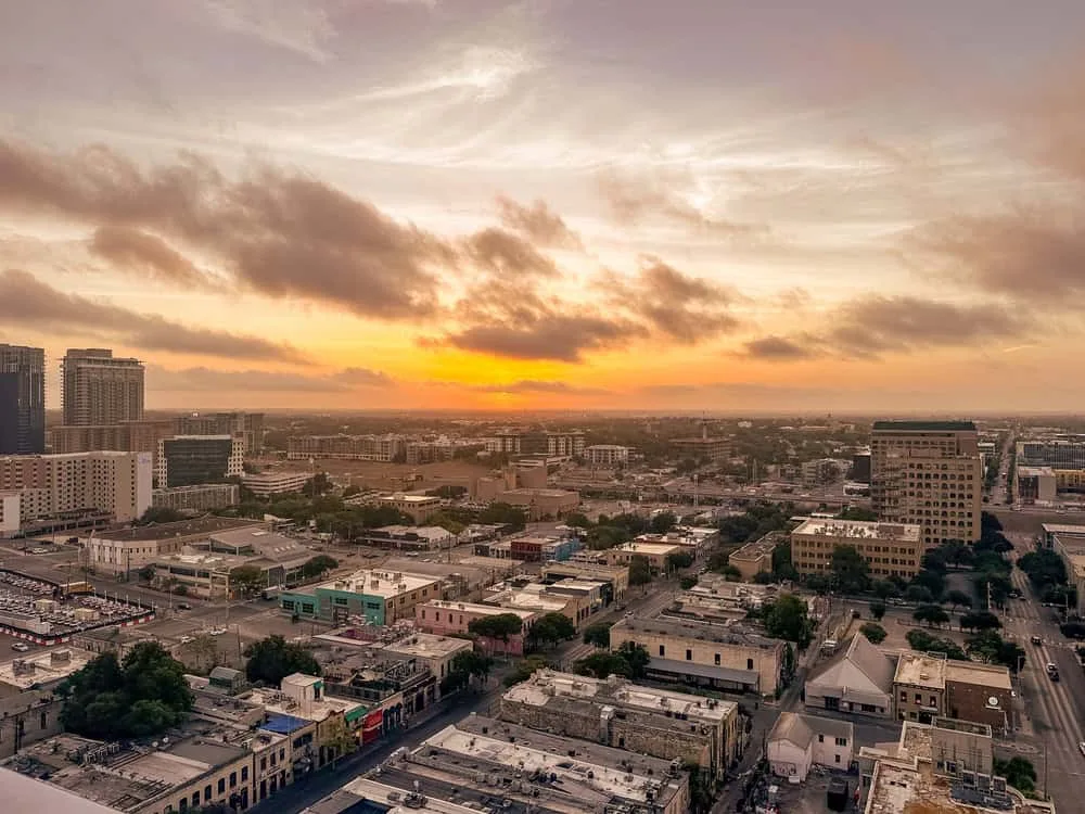 Miami registra 100°F y empata su récord histórico de temperatura máxima