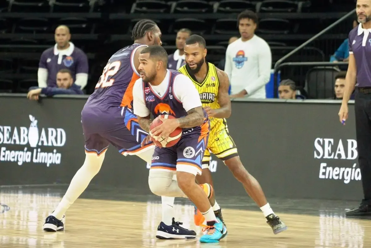 Los Prados derrota a Rafael Barias 68-61 y lidera el Grupo B del TBS Distrito 2026