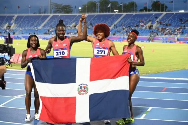 República Dominicana conquista doble oro y récords en relevos 4x100 de los Juegos Centroamericanos 2026
