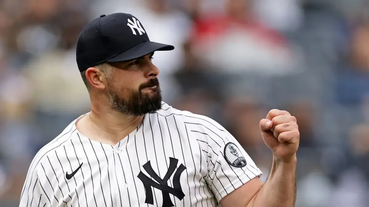 Rodón domina con 8 entradas en blanco y Yankees vencen 2-0 a Rays