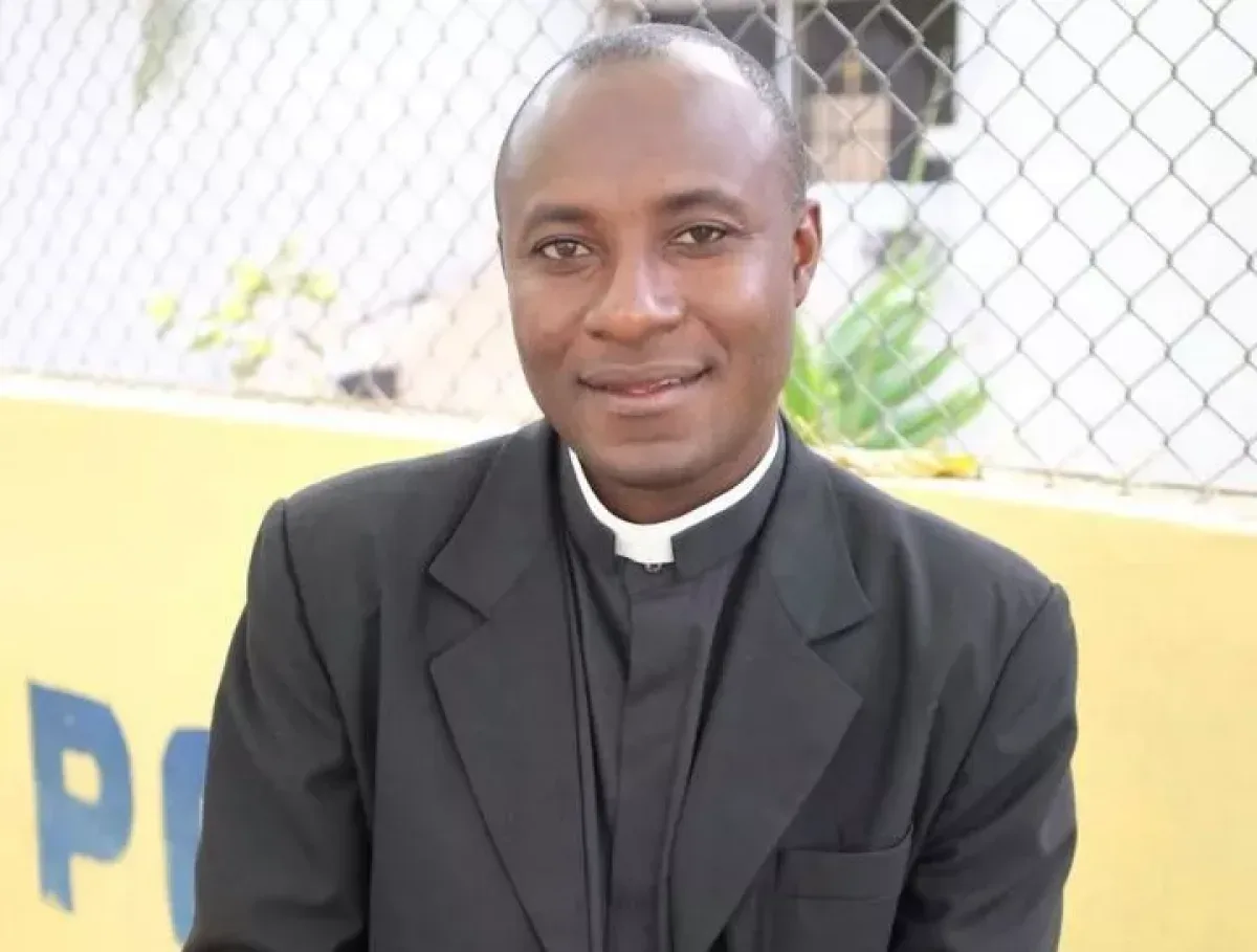 Sacerdote cuestiona declaraciones atribuidas al alcalde de Dajabón sobre haitianos