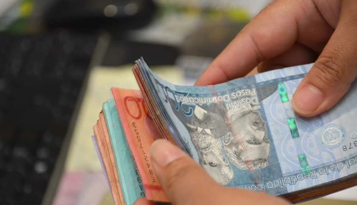 Ahorro financiero en RD crece 240% en 11 años, liderado por banca múltiple