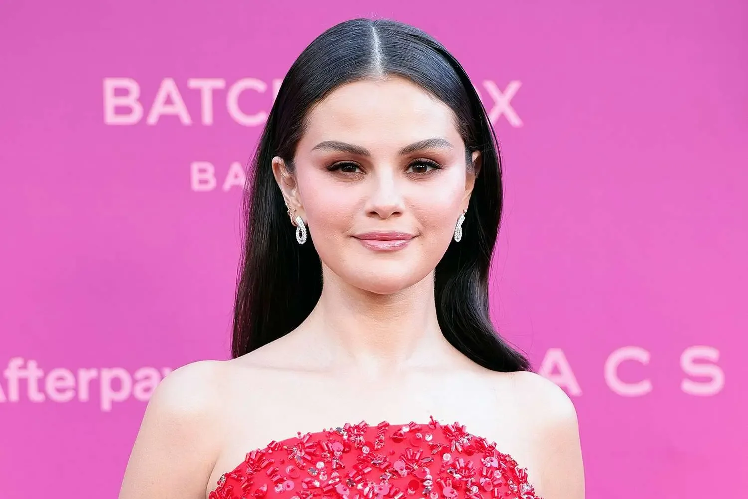 Selena Gómez revela que el vapeo afectó su voz y comparte su experiencia al dejarlo