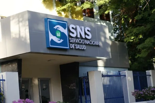 SNS confirma cobertura total a nueve heridos por explosión de tanque de gas en San Francisco de Macorís