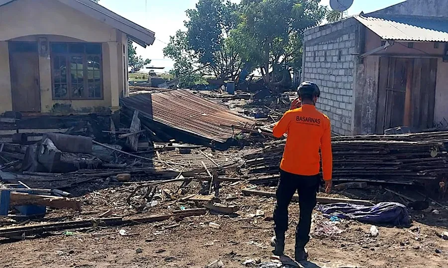Terremoto de 7,7 en Indonesia deja 53 muertos y más de 1000 viviendas dañadas
