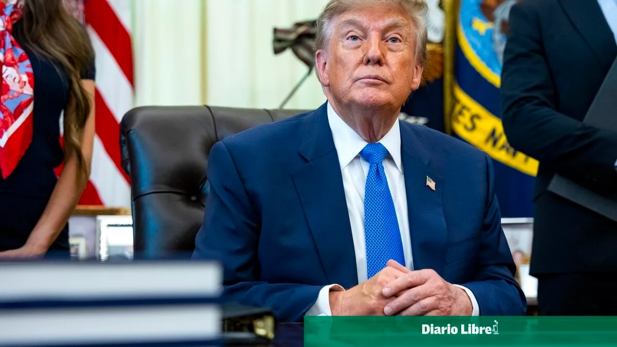 Trump prohíbe fondos federales para tratamientos de transición de género en menores