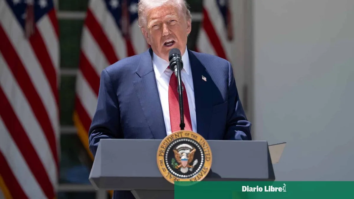 Trump aumenta límite de refugiados para sudafricanos blancos pese a críticas internacionales